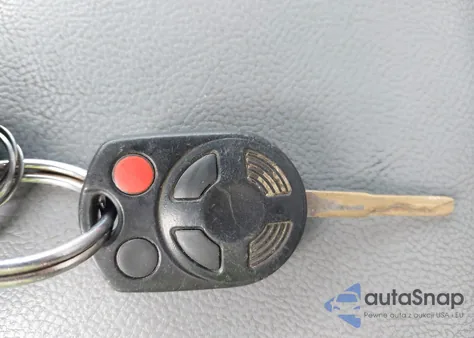 2018 Ford Transit-250 из США, поврежденный, VIN 1FTYR1CM2JKA74359